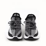 Мягкие кроссовки из текстиля чёрно-белого цвета